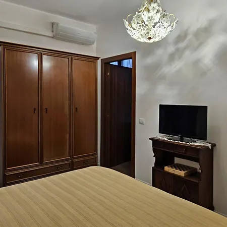 La Corte Dei Nonni Ferienhaus Vanzaghello
